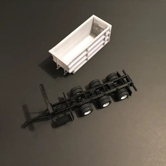 PAPYHOBBY - 1/50 - 33 FEET ROLL-OFF TRAILER W/ CONTAINER