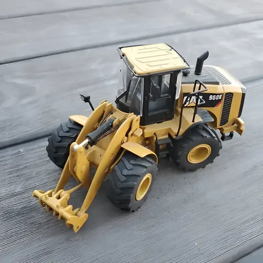 PAPYHOBBY - 1/50 - CAT 950 OFFROAD TIRES - DIECAST | SCALE