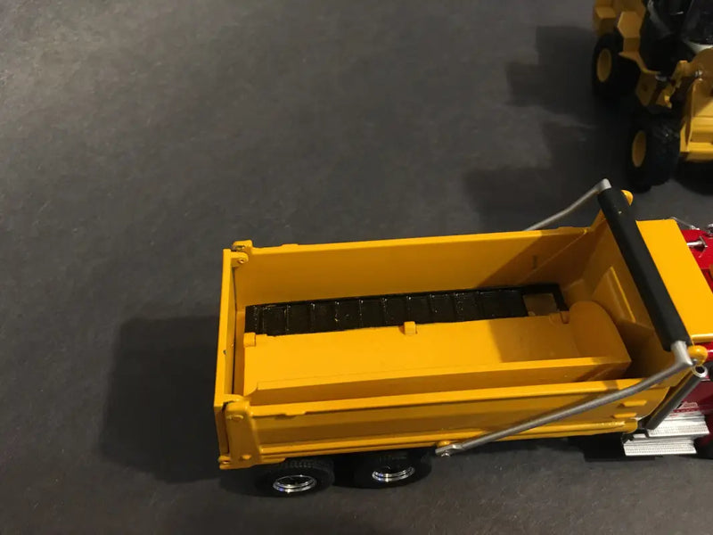 Load image into Gallery viewer, PAPYHOBBY - 1/50 - HYBRID SPREADER - SIDE DUMP BODY
