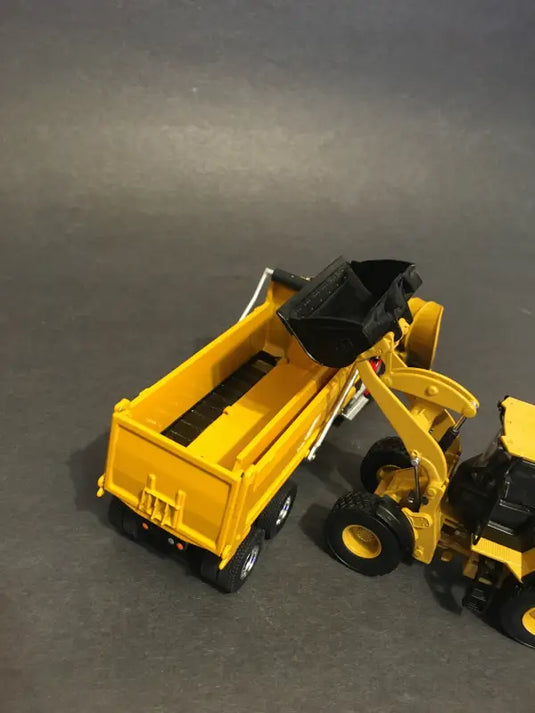 PAPYHOBBY - 1/50 - HYBRID SPREADER - SIDE DUMP BODY