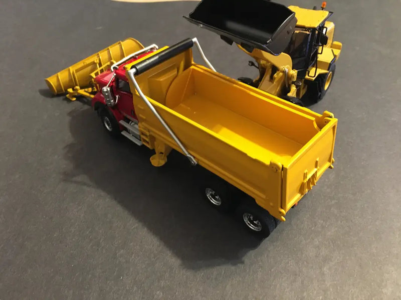 Load image into Gallery viewer, PAPYHOBBY - 1/50 - HYBRID SPREADER - SIDE DUMP BODY
