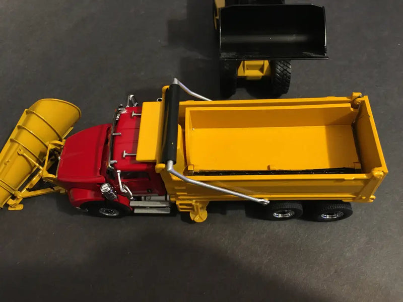 Load image into Gallery viewer, PAPYHOBBY - 1/50 - HYBRID SPREADER - SIDE DUMP BODY
