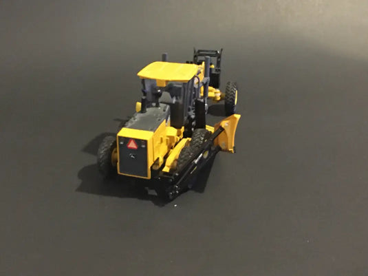 PAPYHOBBY - 1/50 - J-DEERE GRADER W/ SIDEWING SET - DIECAST
