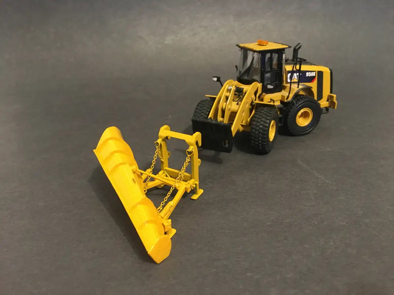 Load image into Gallery viewer, PAPYHOBBY - 1/50 - ONEWAY SNOWPLOW KIT ASSEMBLY - WHEEL
