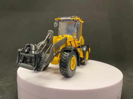 PAPYHOBBY - 1/50 - QUICK CONNECT - SWIVEL AXIS BM - DIECAST