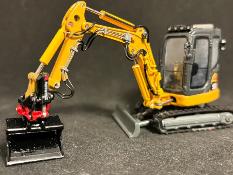 Load image into Gallery viewer, PAPYHOBBY - 1/50 - TILTROTATOR RC2 - DIECAST | SCALE
