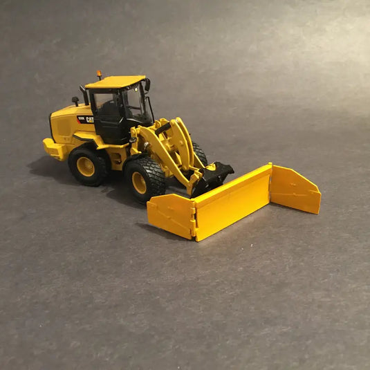 PAPYHOBBY - 1/50 - WHEEL LOADER CAT 930K W/ MP SNOWPLOW SET