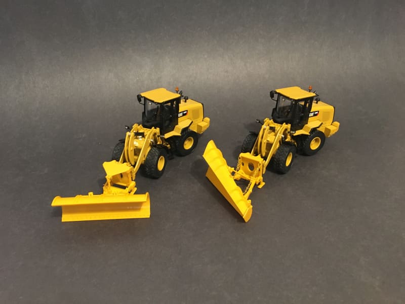 Load image into Gallery viewer, 1/50 - OneWay Snowplow Kit Assembly Wheel Loader DIECAST
