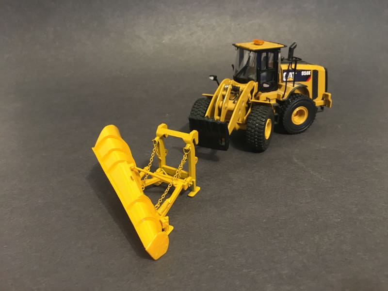 Load image into Gallery viewer, 1/50 - OneWay Snowplow Kit Assembly Wheel Loader DIECAST

