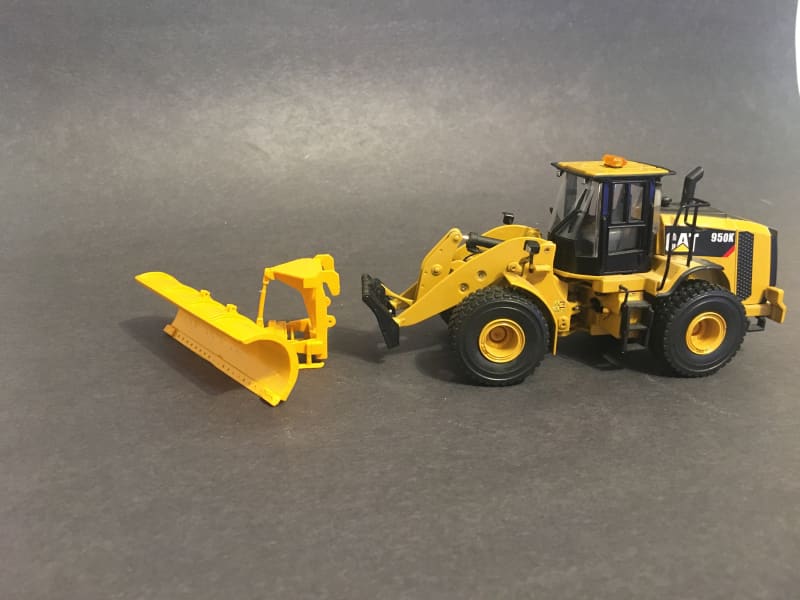 Load image into Gallery viewer, 1/50 - Reversible Snowplow Kit Assembly Wheel Loader
