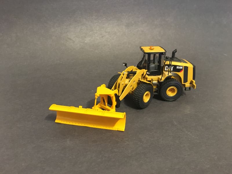 Load image into Gallery viewer, 1/50 - Reversible Snowplow Kit Assembly Wheel Loader Scale
