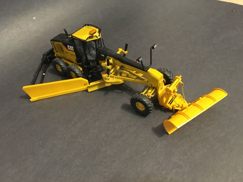 Load image into Gallery viewer, 1/50 - Reversible Snowplow w/ Side Wing Grader DIECAST
