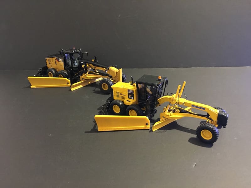 Load image into Gallery viewer, 1/50 - Side Wing &amp; Assembly for Grader Scale 1:50 Komatsu
