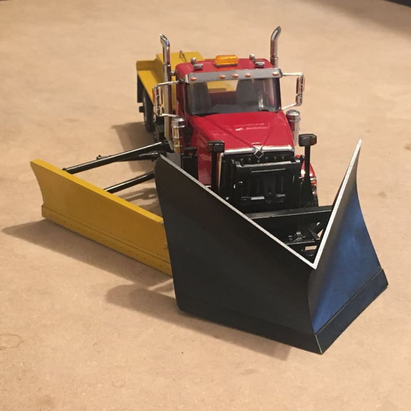 Load image into Gallery viewer, 1/50 - V-Plow Kit Assembly Truck Scale 1:50 DIECAST | SNOW
