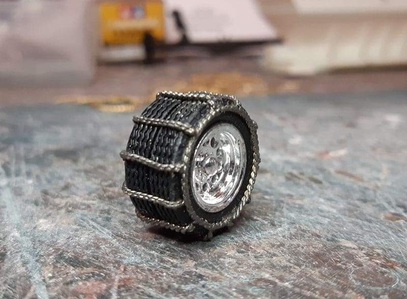 Load image into Gallery viewer, 1/50 - Wheel Chains DIECAST | SCALE TRUCK PARTS TIRE
