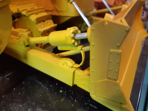 PAPYHOBBY - D8 - FRONT BLADE CYLINDER - 1/25 - SCALE MODEL