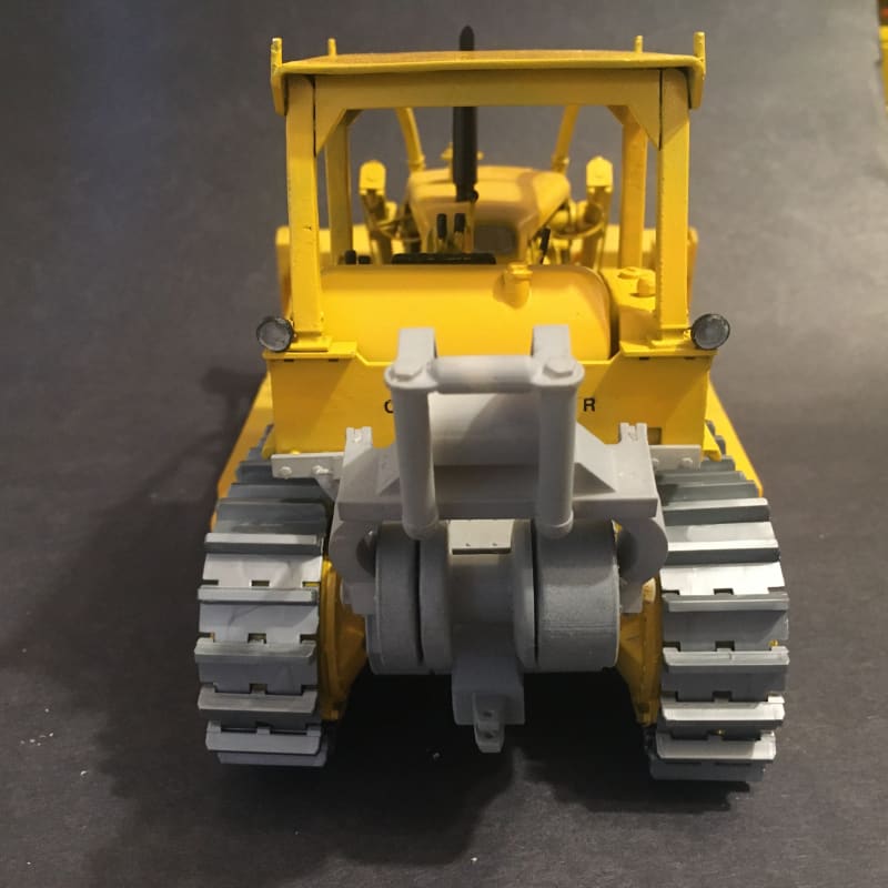 Load image into Gallery viewer, D8 - Log Winch 05 1/25 SCALE MODEL | DOZER PARTS
