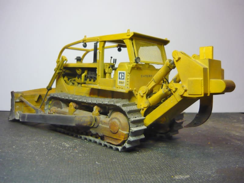 Load image into Gallery viewer, D8 - RIPPER 01 Single Shank Kit 1/25 SCALE MODEL | DOZER
