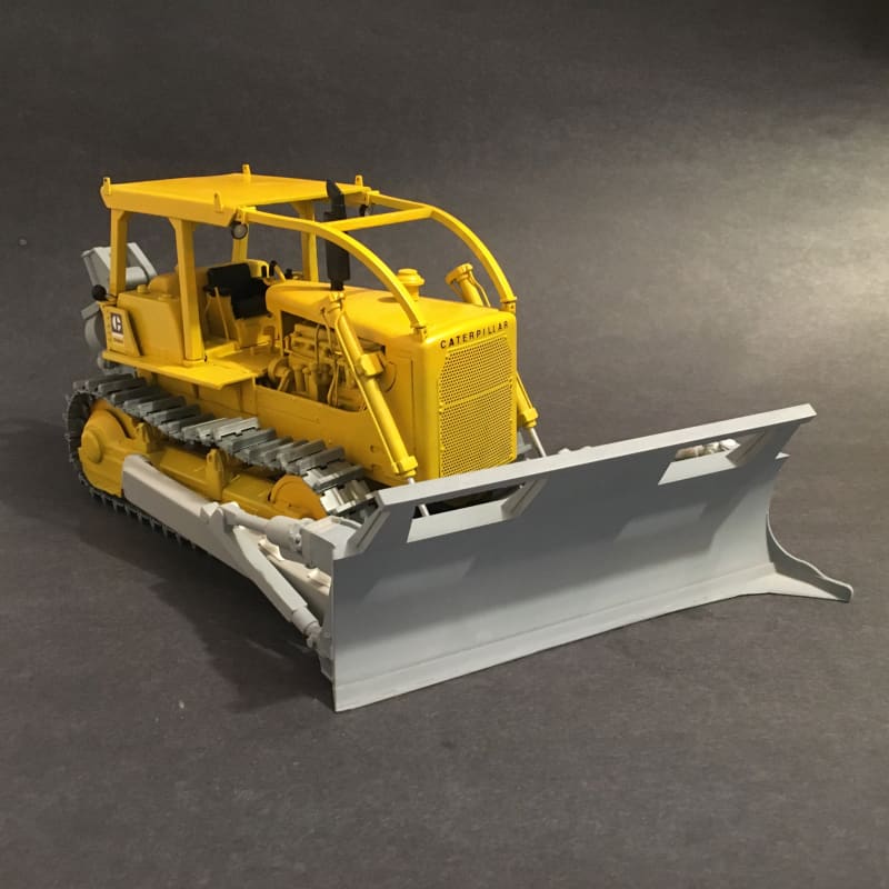 Load image into Gallery viewer, D8 - Rome Pusher Plow 1/25 SCALE MODEL | DOZER PARTS BLADE
