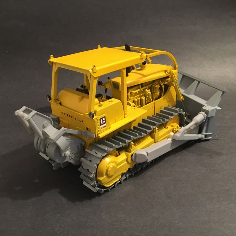 Load image into Gallery viewer, D8 - Rome Pusher Plow 1/25 SCALE MODEL | DOZER PARTS BLADE
