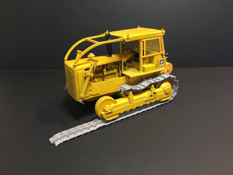 Load image into Gallery viewer, D8 - Traction Kit 02 SCALE MODEL | DOZER PARTS
