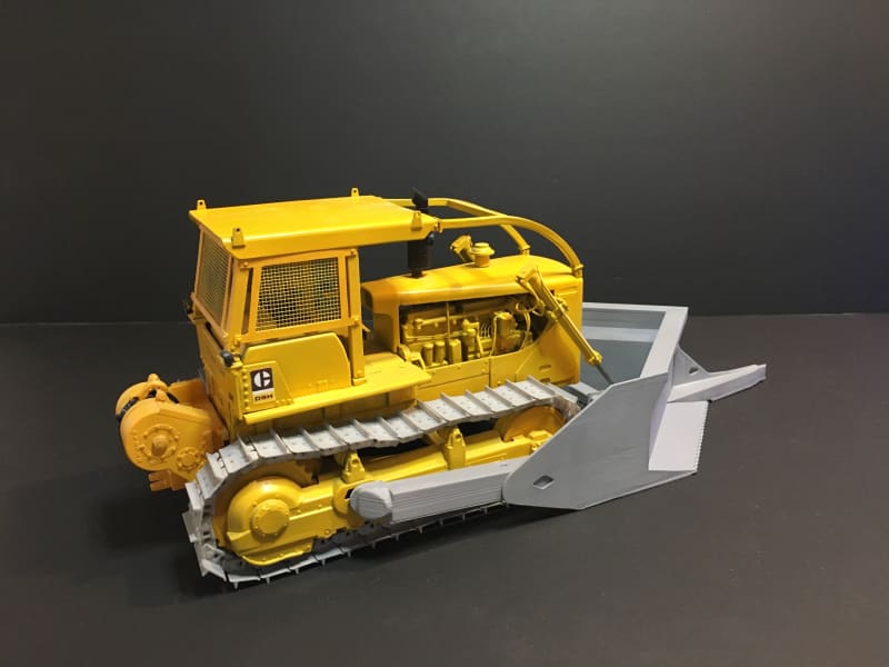Load image into Gallery viewer, D8 - V Shear Blade 1/25 SCALE MODEL | DOZER PARTS
