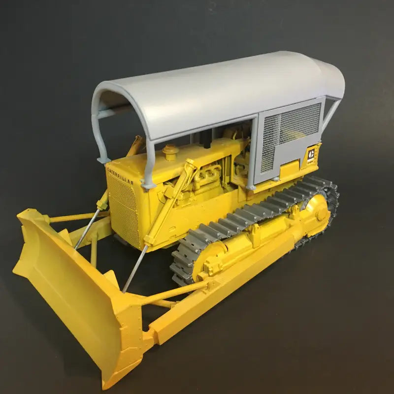 Load image into Gallery viewer, PAPYHOBBY - D8H - AUSTRALIAN CAB - SCALE 1/25 - SCALE MODEL
