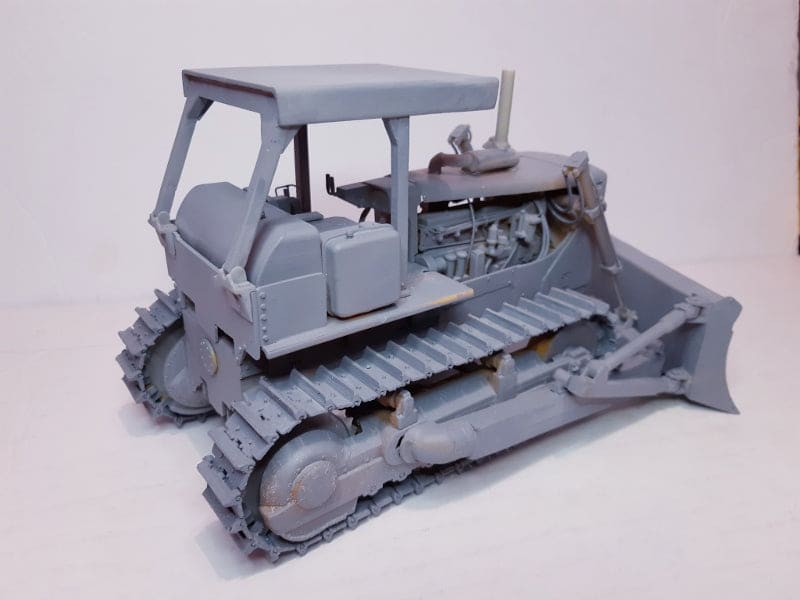 Load image into Gallery viewer, D8K - Cab 01 1/25 SCALE MODEL | DOZER PARTS
