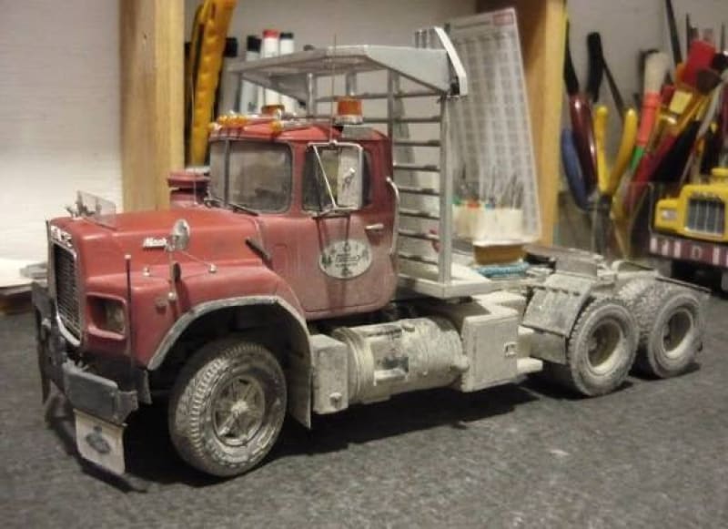 Load image into Gallery viewer, Truck Cab Protector #2 - Scale 1:25 MODEL | PARTS
