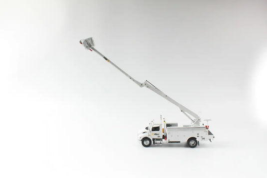 PETERBILT - 1/32 - 536 WITH ALTEC AA55 AERIAL - WHITE CAB