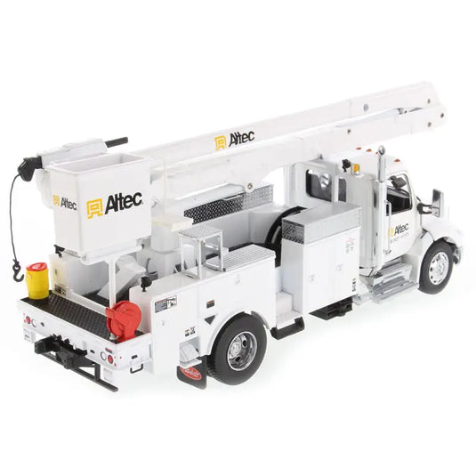 PETERBILT - 1/32 - 536 WITH ALTEC AA55 AERIAL - WHITE CAB