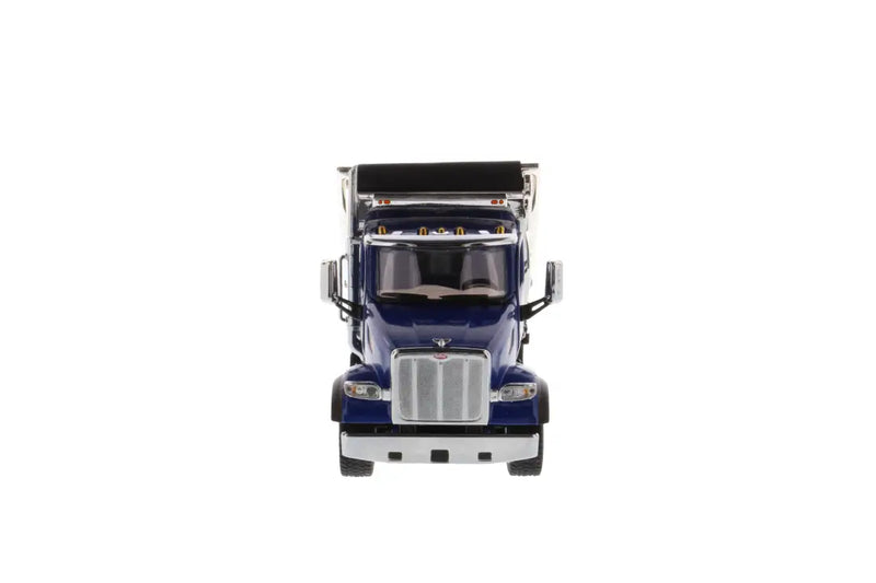 Chargez l&#39;image dans la visionneuse de la galerie, PETERBILT - 1/50 - 567 DUMP TRUCK LEGENDARY BLUE CAB
