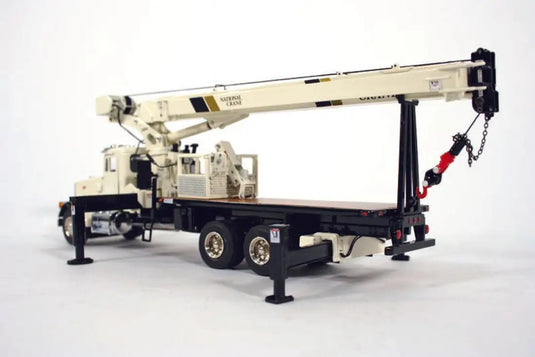 PETERBILT - 1/50 - NATIONAL CRANE 1300H BOOM TRUCK COLOR