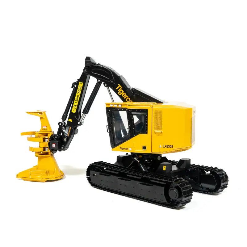 Chargez l&#39;image dans la visionneuse de la galerie, TIGERCAT - 1/32 - LX830E FELLER BUNCHER - DIECAST | SCALE
