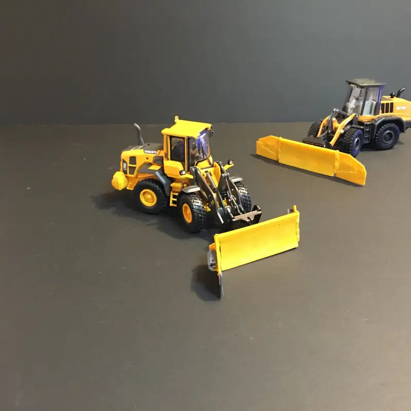 Load image into Gallery viewer, VOLVO - 1/50 - VOLVO L90 WHEEL LOADER WITH QUICK CONNECT MP
